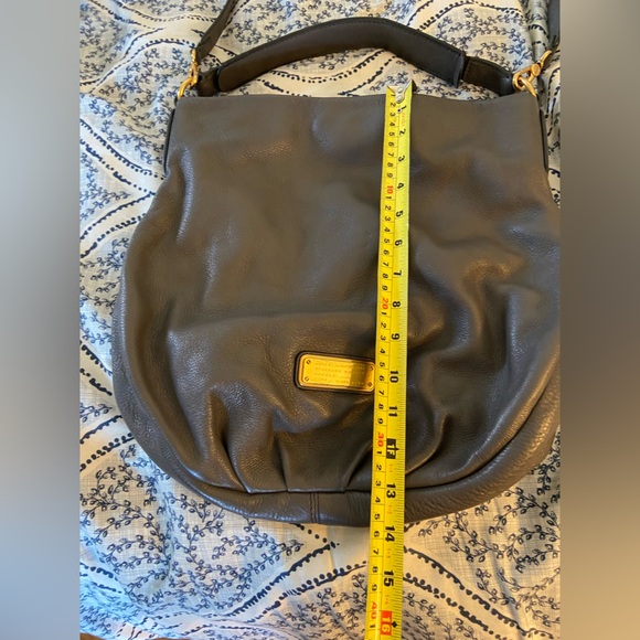 Marc by Marc Jacob’s Hillier Hobo Crossbody Grey EUC - Picture 11 of 14